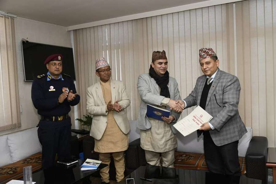 वैदेशिक रोजगारीको नाममा अनधिकृत व्यक्तिबाट ठगिदैछु भन्ने लागेमा के गर्ने ?