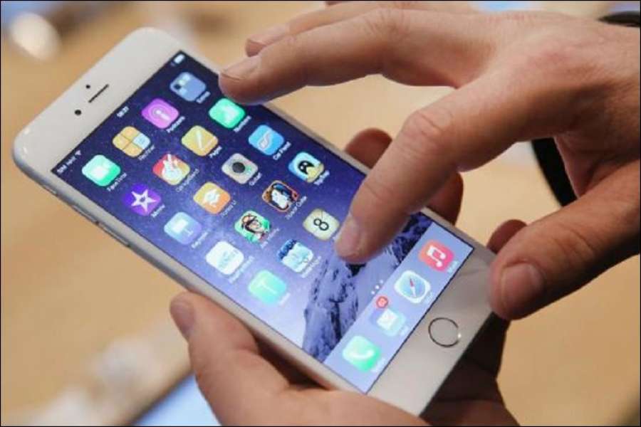 मोबाइलको प्रयोगले निम्त्याउने गम्भीर ५ समस्या यस्ता छन्