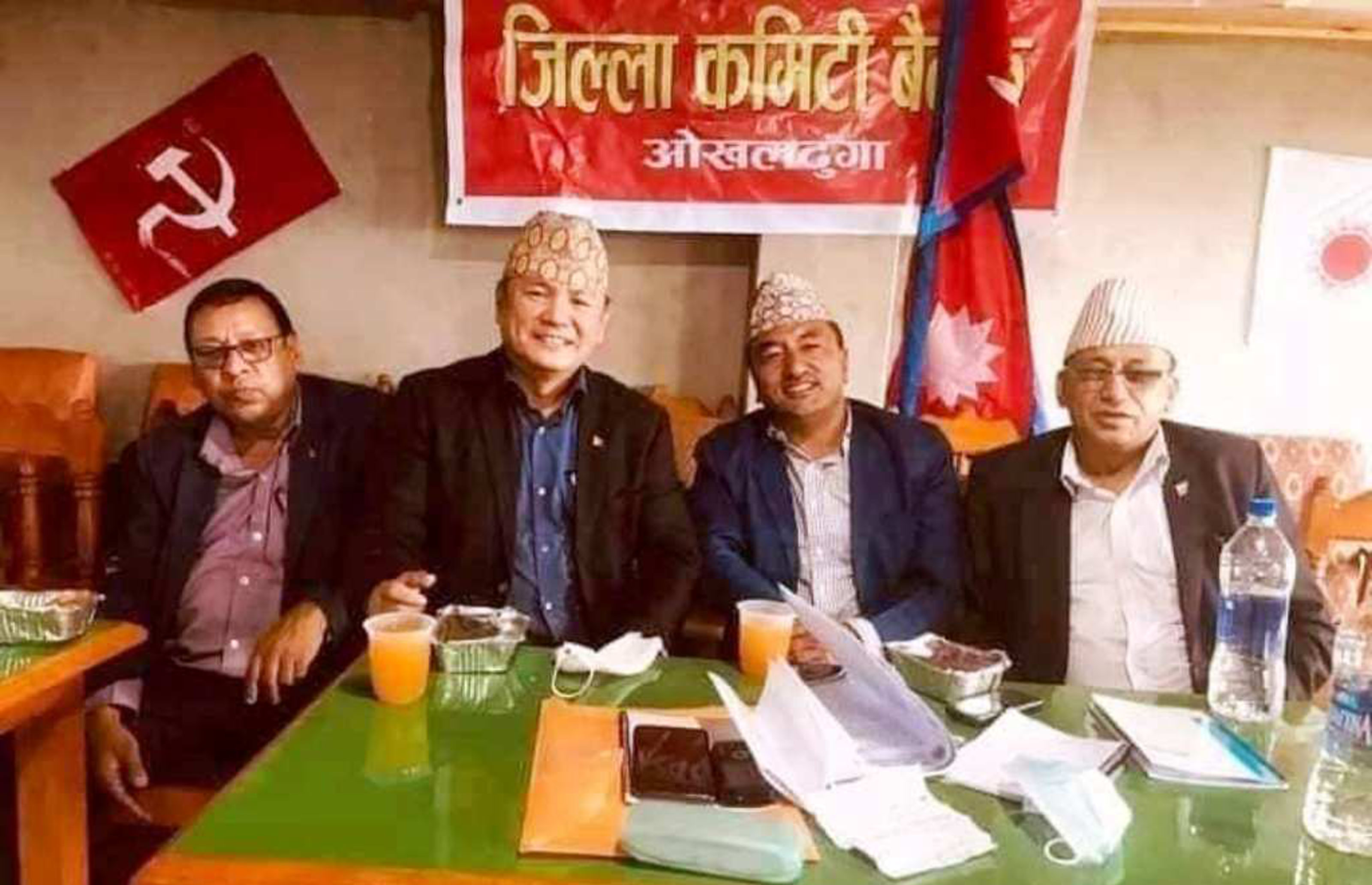 एमालेलाई जेठ २ मा फर्काउने प्रयास, विरोध र असन्तुष्टि कायमै