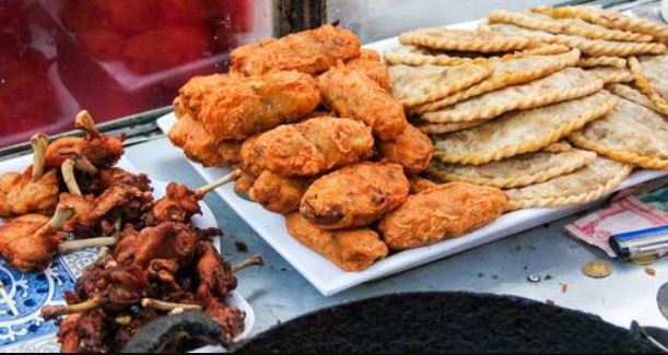 नेपालगञ्जको त्रिभुवनचोक ‘स्ट्रिट फुड लेन’ बन्दै