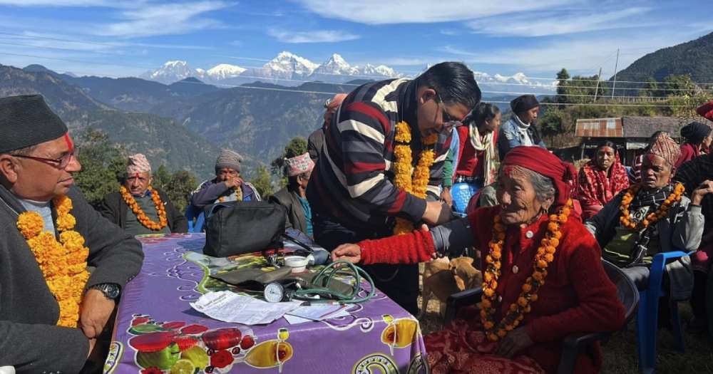 ज्येष्ठ नागरिकको घरमै उपचार, गाउँमा विशेषज्ञ स्वास्थ्य शिविर