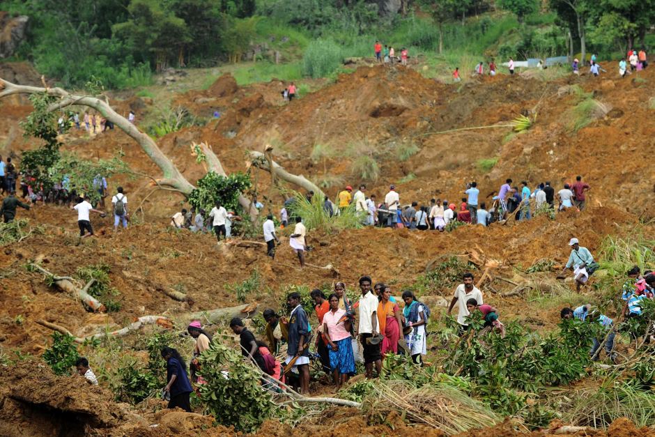 पहिरोले पुरिएर श्रीलंकामा १५० भन्दा बढीको मृत्यु