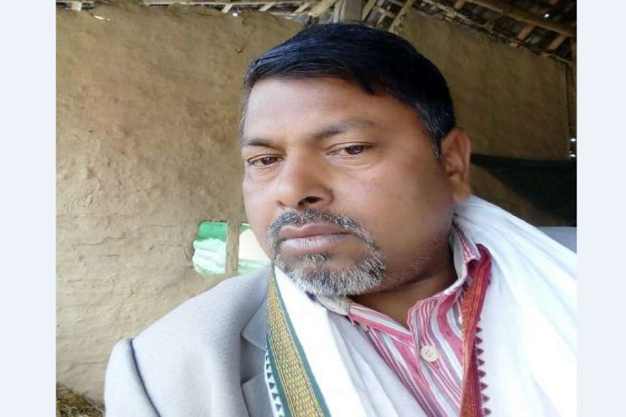 पूर्वसभासद यादव सरकारी छाप किर्ते गरेको आरोपमा पक्राउ