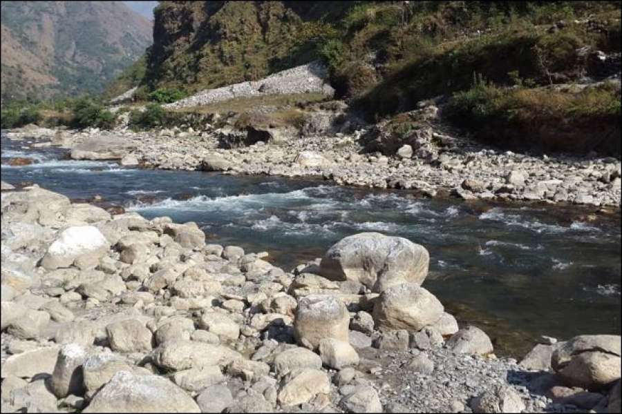 दार्चुलाको चमेलिया नदीमा एक विद्यार्थी मृत फेला