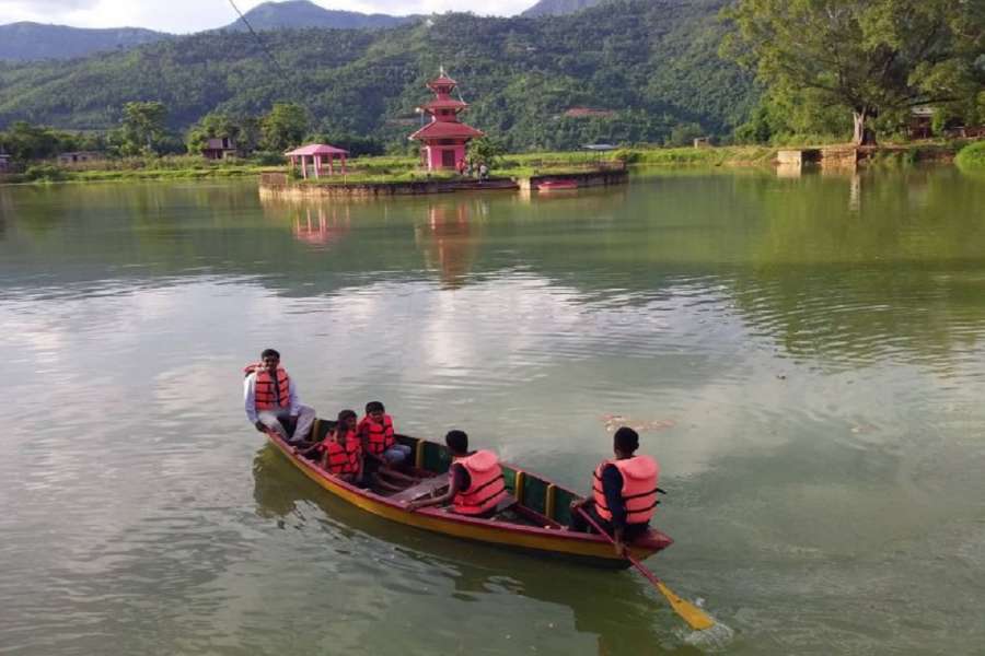 पर्यटकीय आकर्षण बन्दै खैरेनी सामुदायिक वन