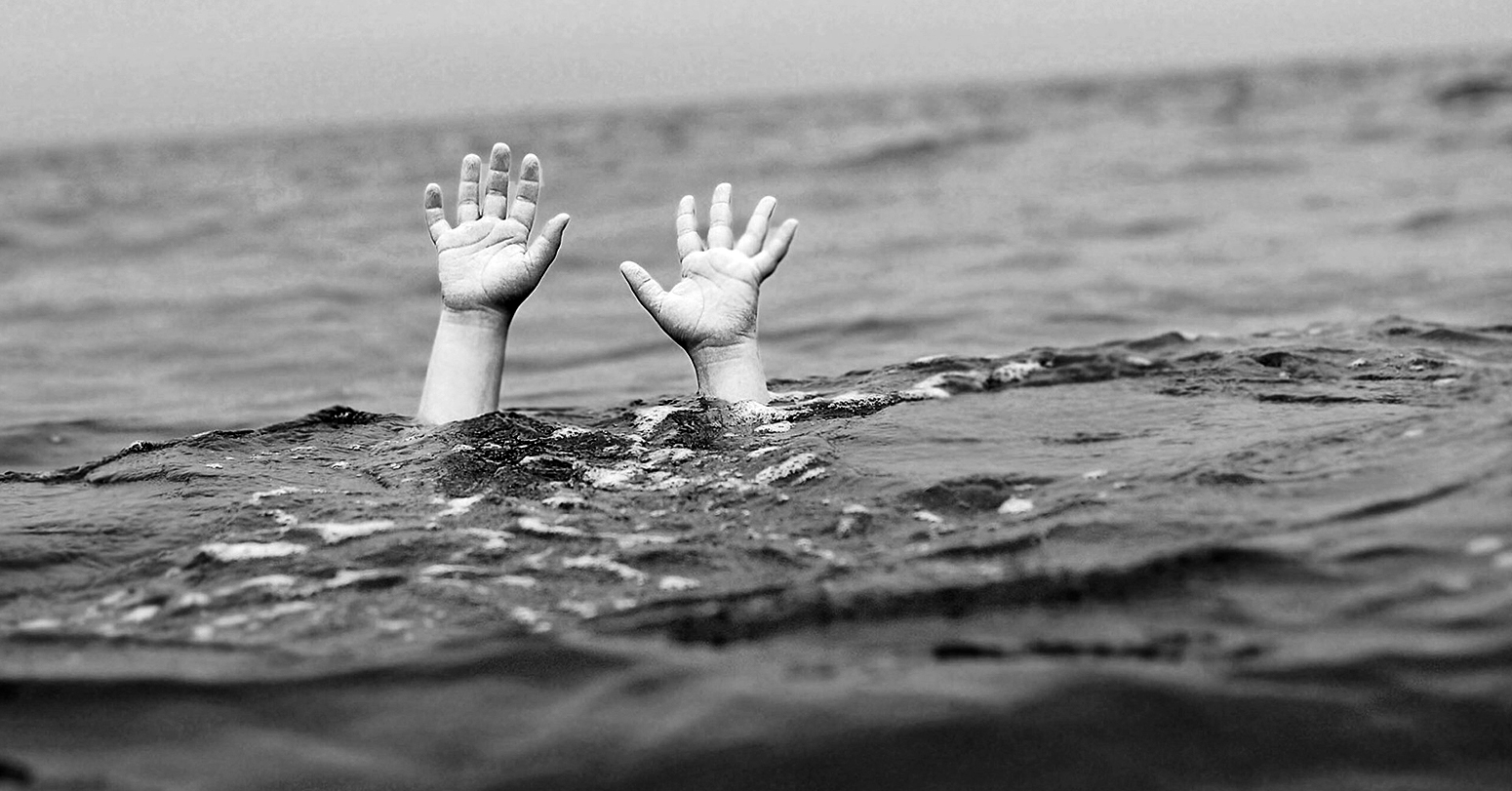 डडेल्धुरामा खोलाले बगाउँदा विद्यालयबाट फर्किएका एक बालकको मृत्यु