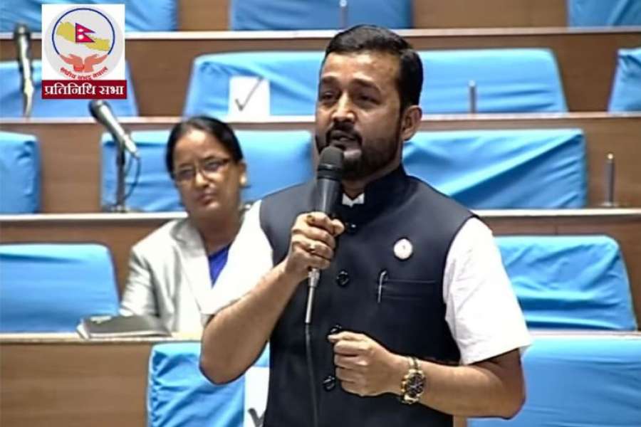 सांसदको प्रश्न– टोपबहादुर दोषी छैनन् भने किन लुकेर बसेका छन् ?