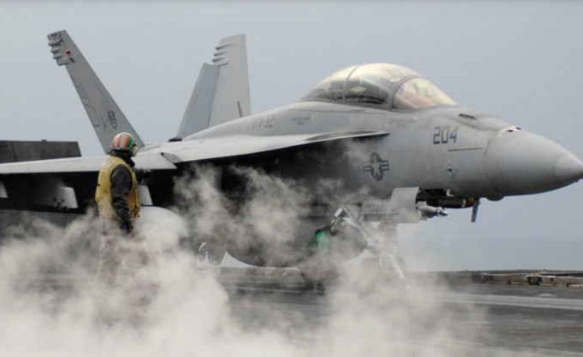 जापानमा दुई अमेरिकी विमान ठोक्किए, ६ जना बेपत्ता