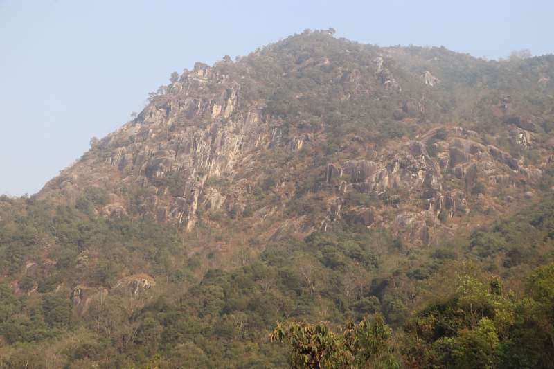 ऐतिहासिकस्थल ‘गोल्मे राजा, गोल्मे रानी’ पर्यटकको पर्खाइमा