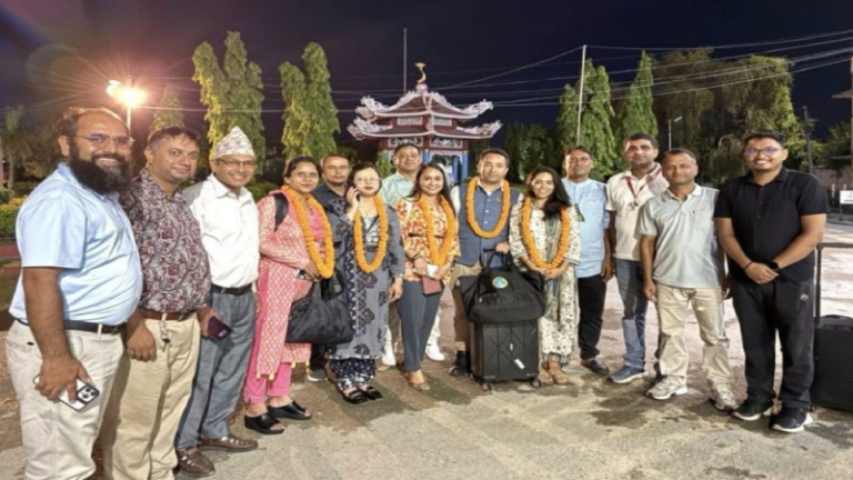 रवि लामिछाने थुनामा, रास्वपा सांसदहरू रणनीति बनाउन भैरहवामा जुटे