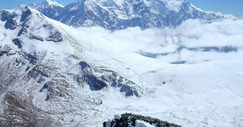 छार्का भेरोलमा अलपत्र परेका दुई पर्यटकको उद्धार