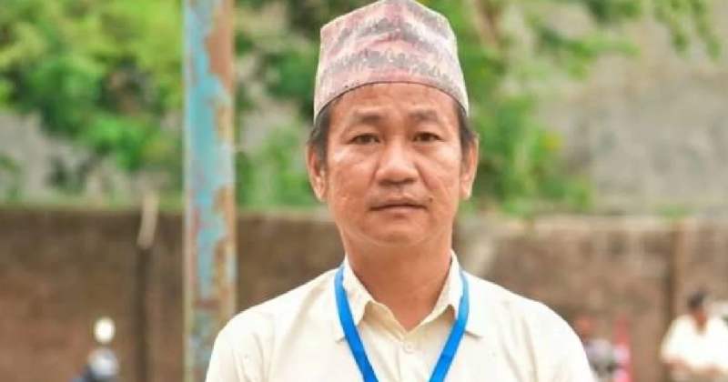 हर्क साम्पाङविरुद्ध निर्वाचन आयोगमा उजुरी