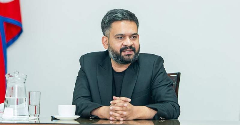प्रधानमन्त्री शाहले पुँजी बजार तथा बीमा क्षेत्रका सरोकारवालाहरूसँग छलफल गर्दै
