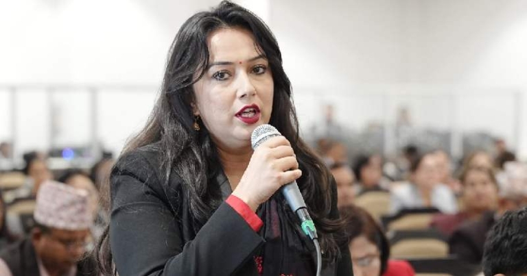 हिन्दु राष्ट्र पुनर्स्थापनाको प्रतिबद्धतामा आशावादी छौँ : खुस्बु ओली