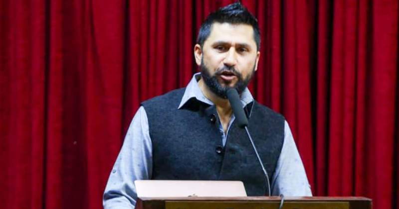 हामीले गलत भाष्यलाई कामबाट चिर्न सकेनौँ भने हेर्दाहेर्दै डिलमा जान्छ : रवि लामिछाने