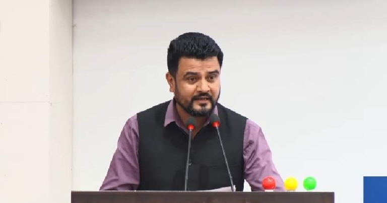 भूमिहीनलाई अधिकार दिऔँ, निराशा होइन: राजीव खत्री