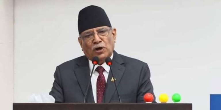 प्रधानमन्त्री बालेनको कार्यशैलीप्रति प्रचण्ड असन्तुष्ट, भने– ‘यो घमण्डले समस्या समाधान हुँदैन’