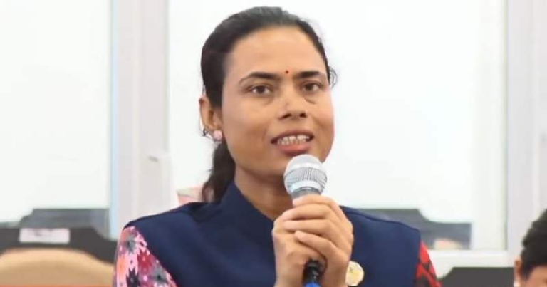 सरकारले प्रविधि छैन भनेर हात उठाउन पाउँदैन : सांसद बराल