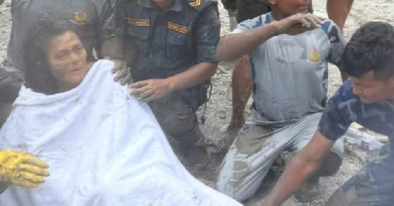 भोटेकोशी बाढीको ११ दिनपछि बेत्रावतीमा महिलाको जीवितै उद्धार