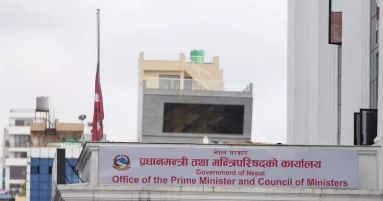 भोटेकोसी बाढीको १३औँ दिन राष्ट्रिय शोक, झण्डा आधा झुकाइयो