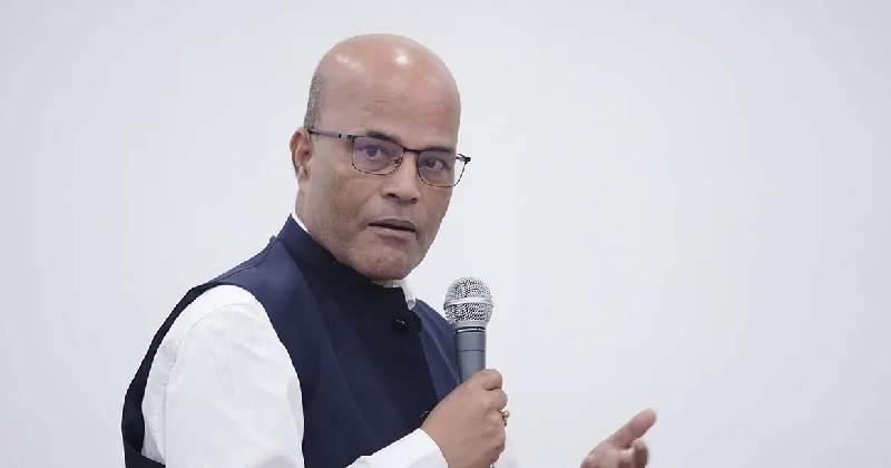 गुण्डा शैलीको शासन संविधानले परिकल्पना गरेको छैन : अमरेशकुमार सिंह
