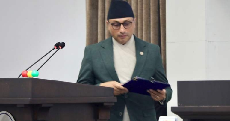 नागरिक लगानी कोषमा सरकारको स्वामित्व र नियन्त्रण आवश्यक : अर्थमन्त्री वाग्ले