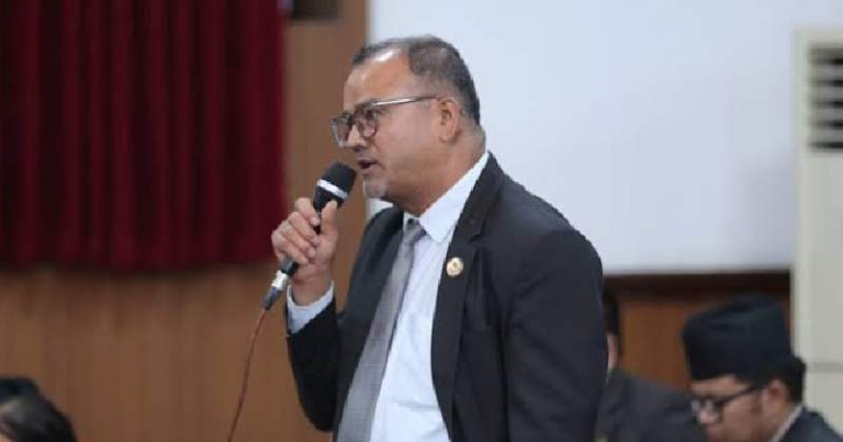 प्रधानमन्त्री राष्ट्रको गौरव प्रतिनिधित्व गर्न जानुभएको हो, ब्रान्डको प्रचार गर्न होइन : सांसद नरबहादुर विष्ट
