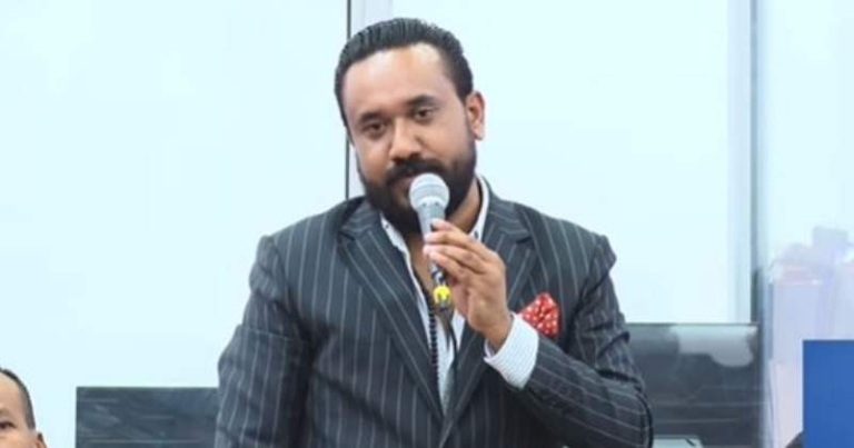 के खाएपछि कन्फिडेन्स आउँछ?’ विपक्षीलाई खगेन्द्र सुनारको व्यंग्य